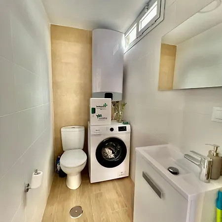 Apartment Great In The Piscis Building, Located In Coast Benalmadena